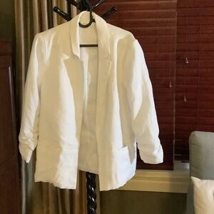 Cleo Classic White Blazer